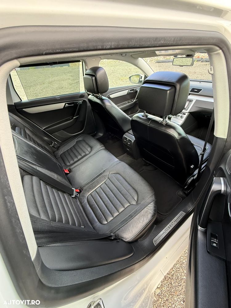 Volkswagen Passat 2.0 TDI DPF R-Line Edition Plus - 18