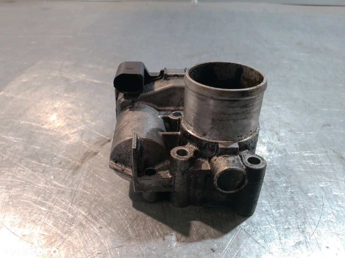 PRZEPUSTNICA RENAULT MEGANE II ( 02-09 ) 8200330810D   H8200330812 2.0 DCI - 6