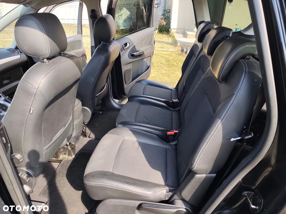 Ford S-Max 2.0 TDCi Titanium - 9