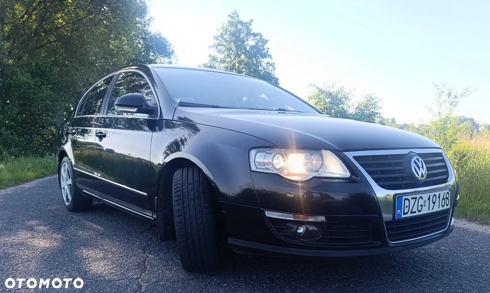 Volkswagen Passat 2.0 TDI DPF Comfortline - 9