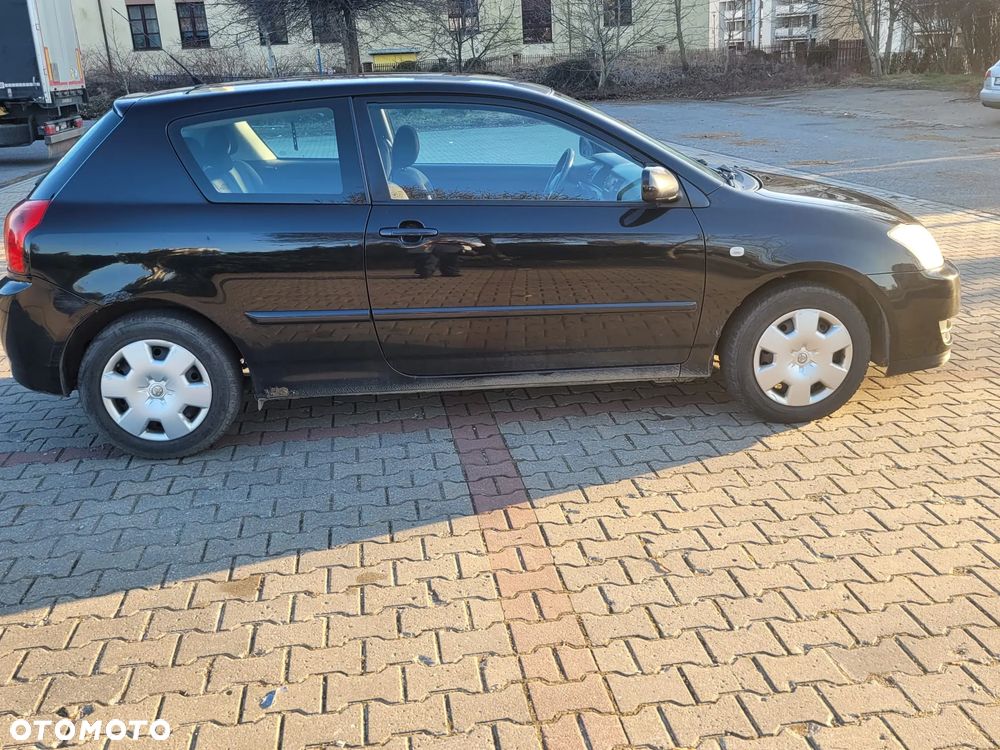 Toyota Corolla - 13