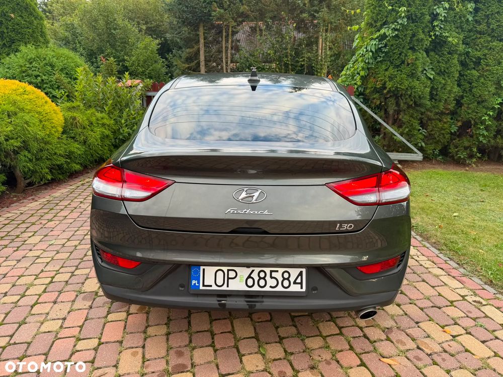 Hyundai i30 1.5 T-GDI 48V-Hybrid Intro - 10