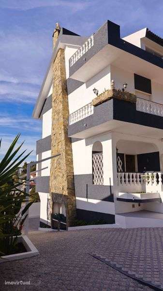 Vivenda com excelentes vistas em local sossegado - Grande imagem: 4/12