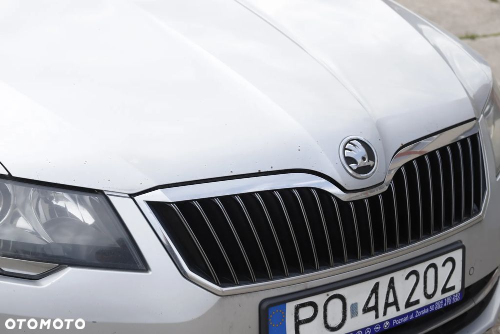 Skoda Superb 2.0 TDI Elegance - 16