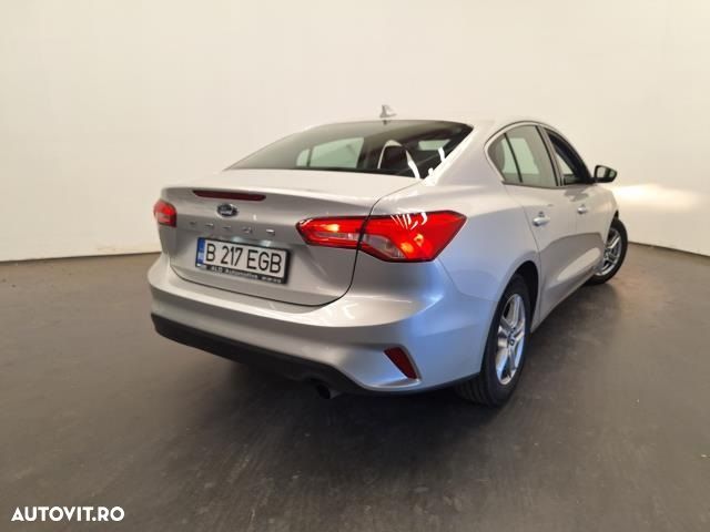 Ford Focus - 3