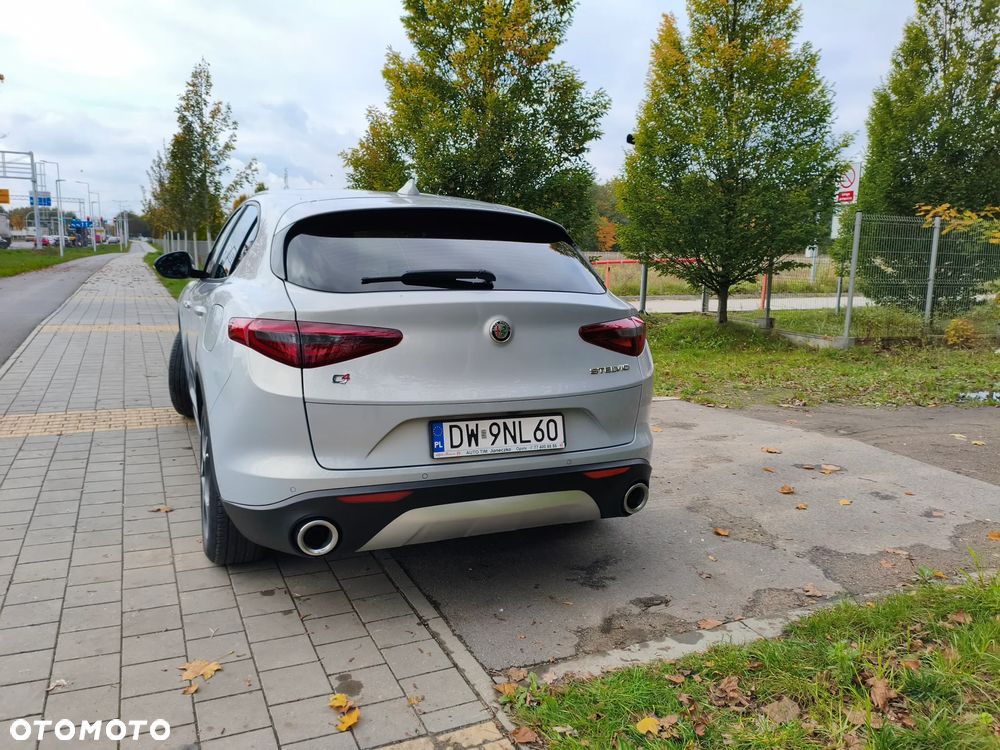 Alfa Romeo Stelvio 2.0 Turbo Sprint Q4 - 9
