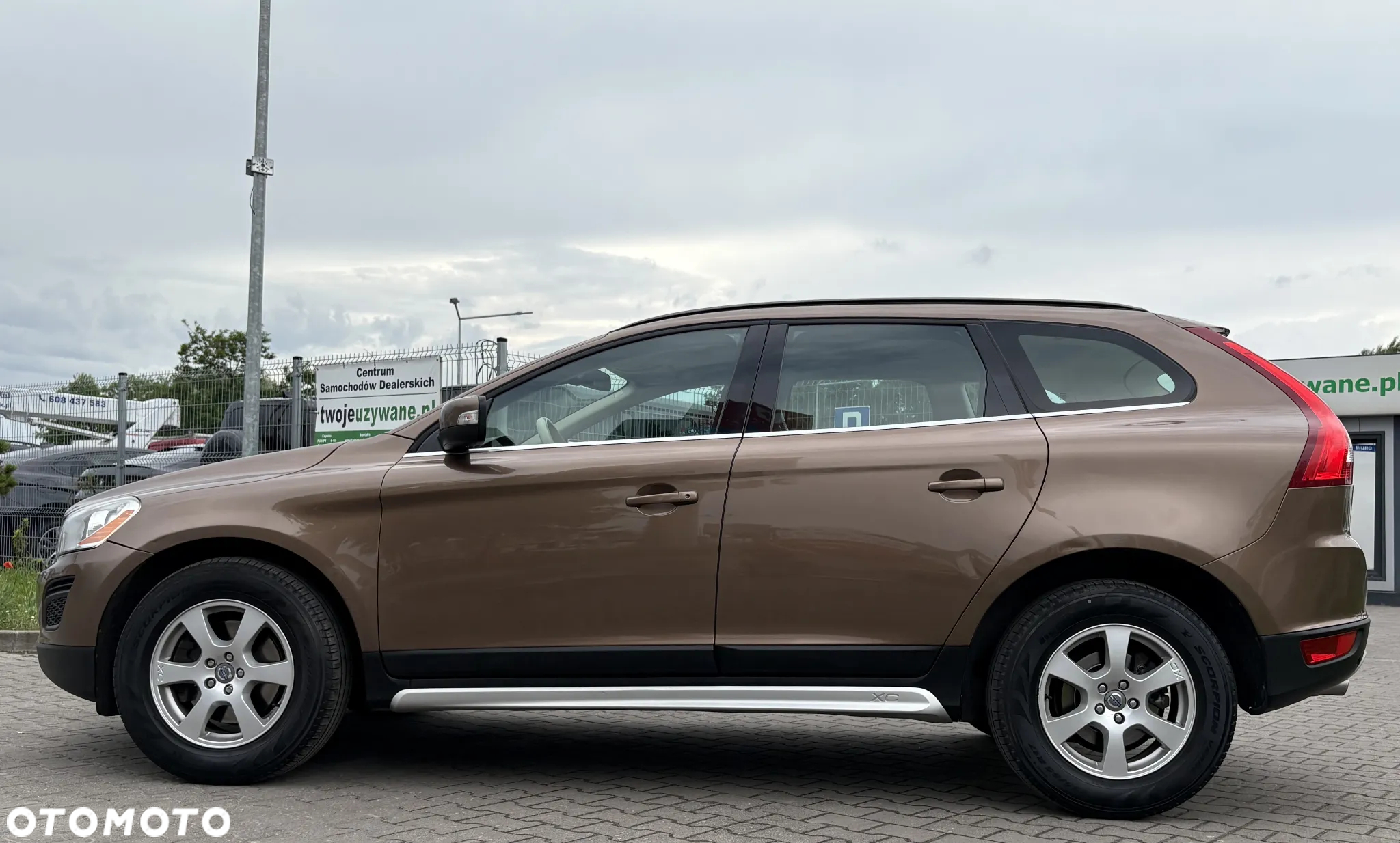 Volvo XC 60 2.4D AWD Momentum - 5