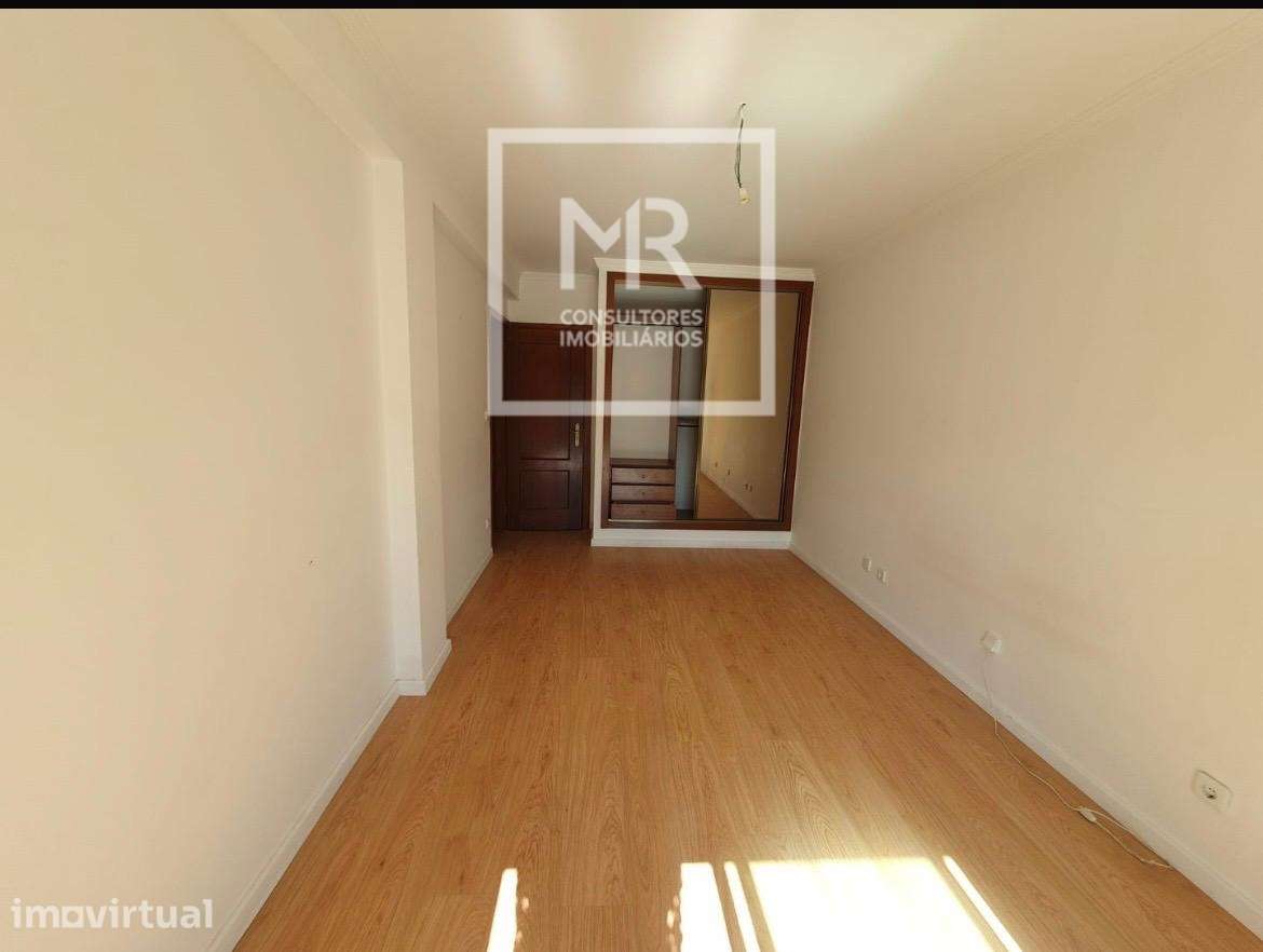 Apartamento T3 Venda em Avelãs de Caminho,Anadia - Grande imagem: 4/23
