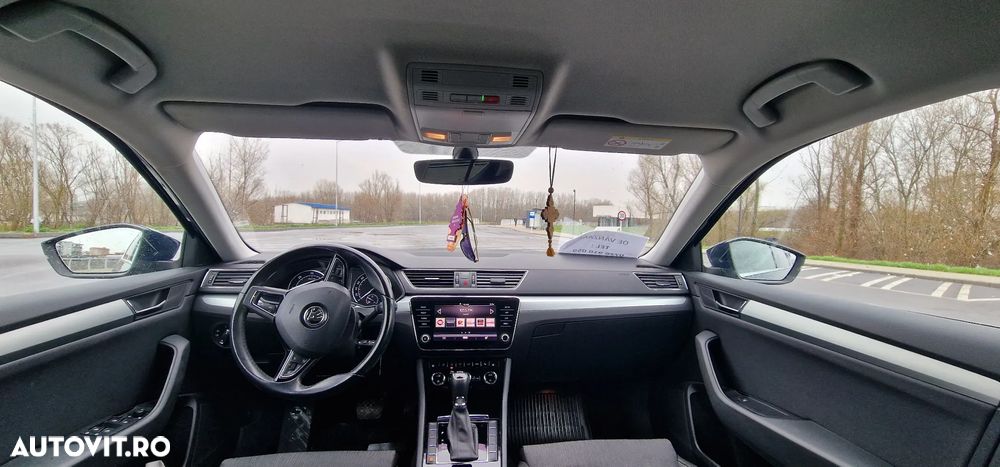 Skoda Superb 2.0 TDI DSG Ambition - 18