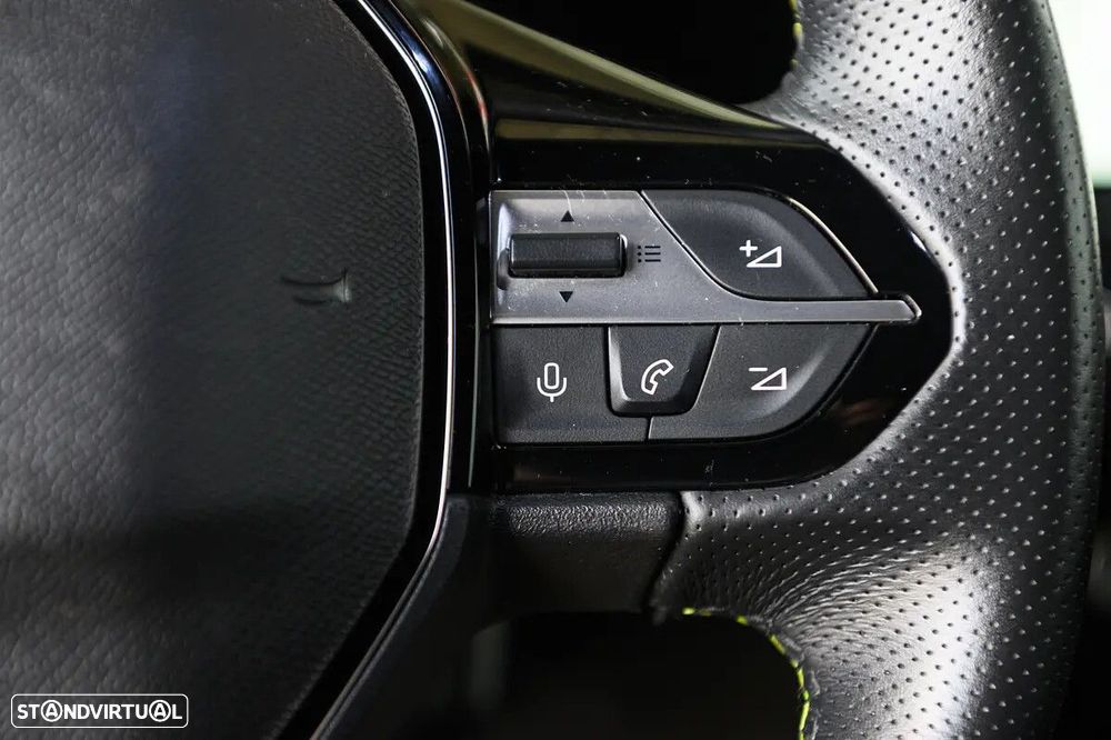 Peugeot 308 1.6 Hybrid GT e-EAT8 - 43