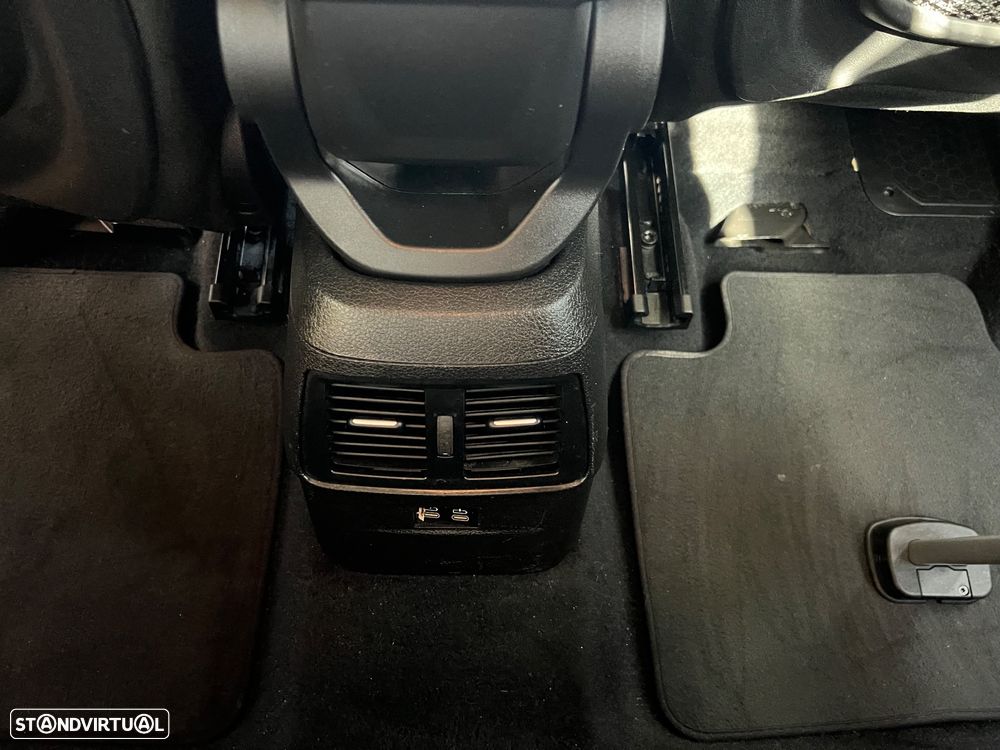 BMW 225xe Active Tourer iPerformance - 25