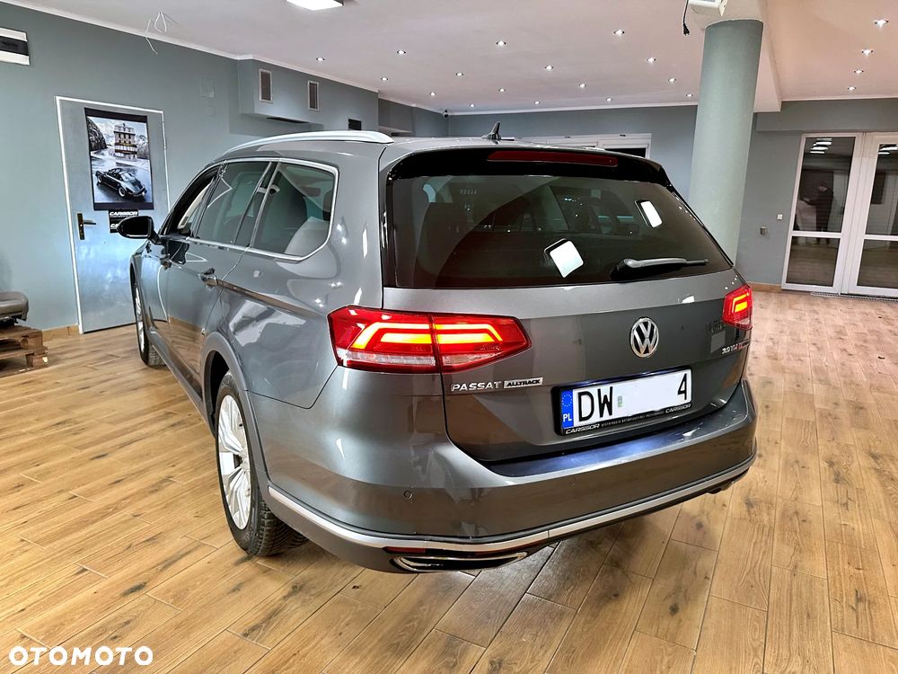 Volkswagen Passat - 21