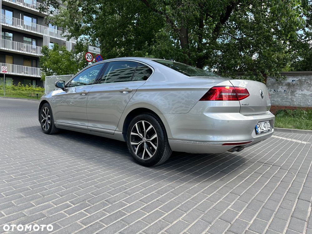 Volkswagen Passat 2.0 TDI BMT Highline DSG - 4