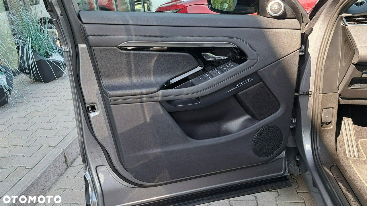 Land Rover Range Rover Evoque - 13