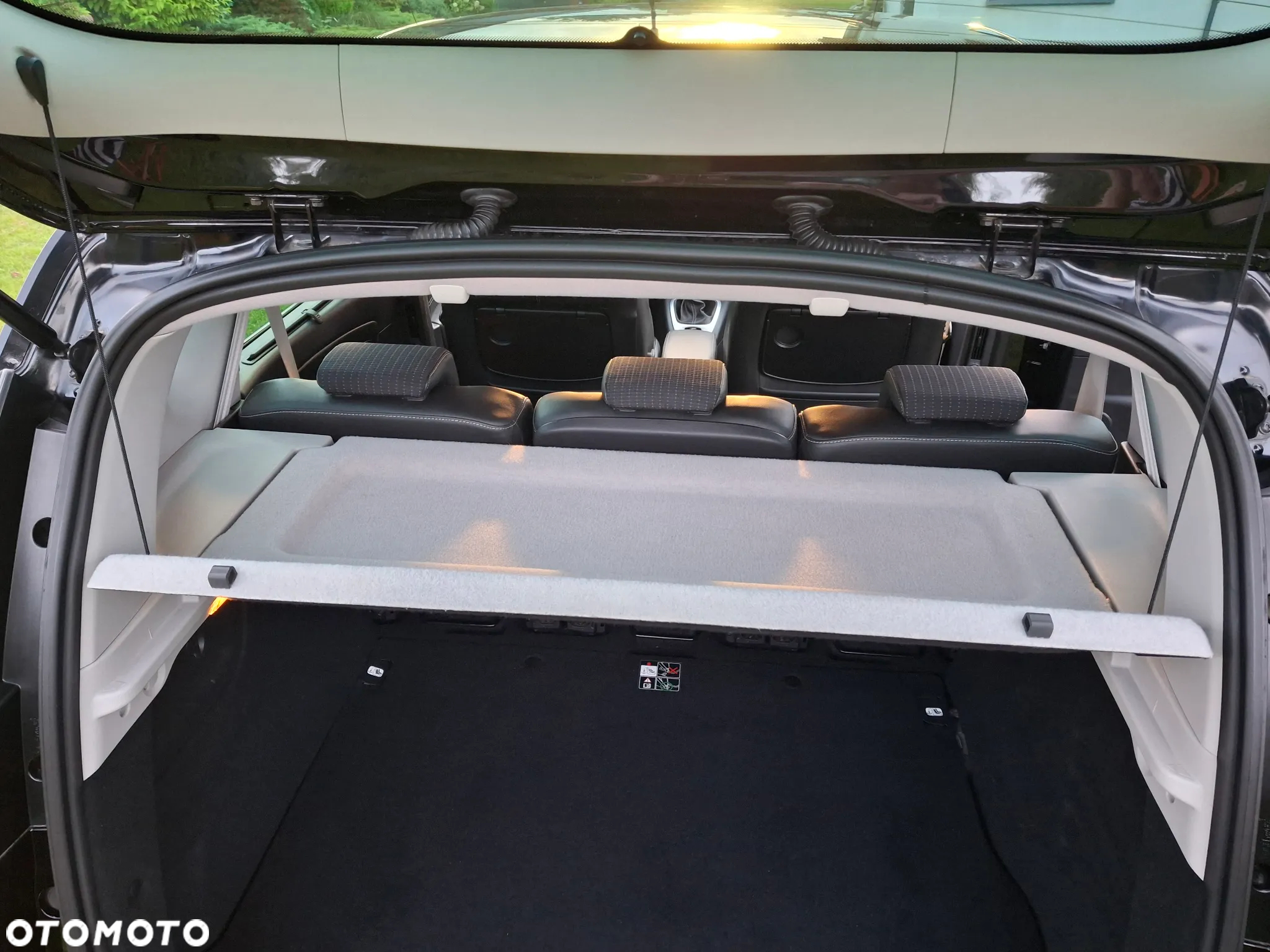 Renault Scenic ENERGY TCe 115 Bose Edition - 32