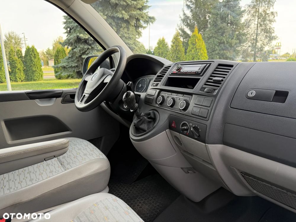 Volkswagen Transporter T5 TDI L2H1 - 13