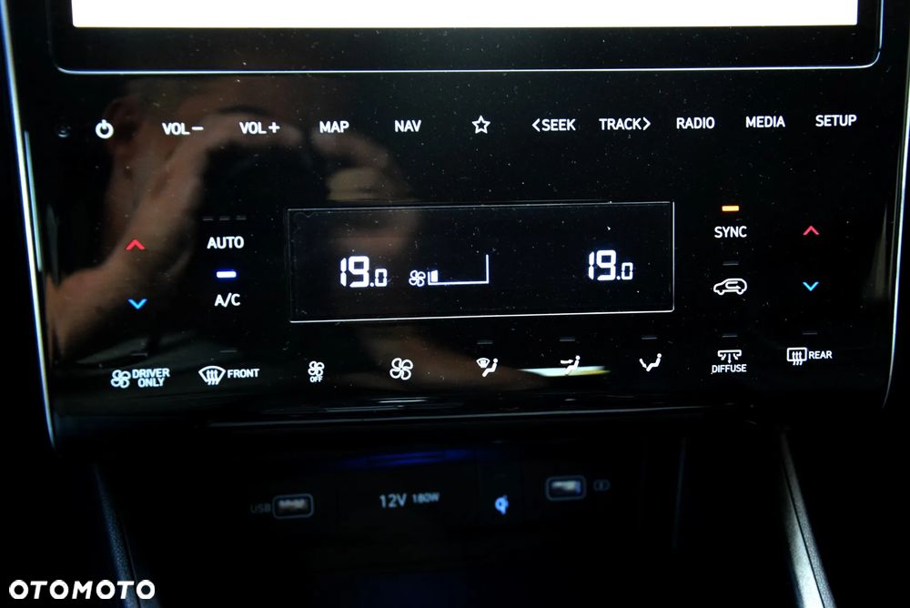Hyundai Tucson 1.6 T-GDi 48V Executive 4WD DCT - 30