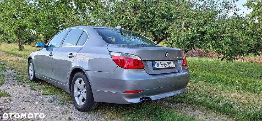 BMW Seria 5 520i - 2