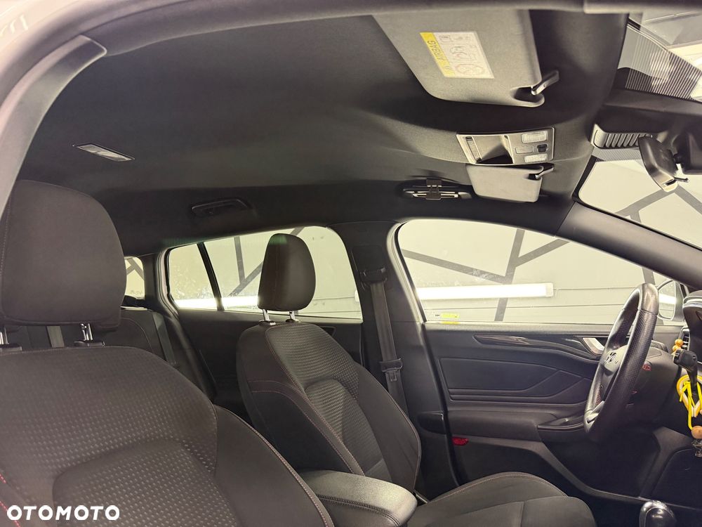Ford Focus 1.5 EcoBlue Start-Stopp-System ST-LINE - 16