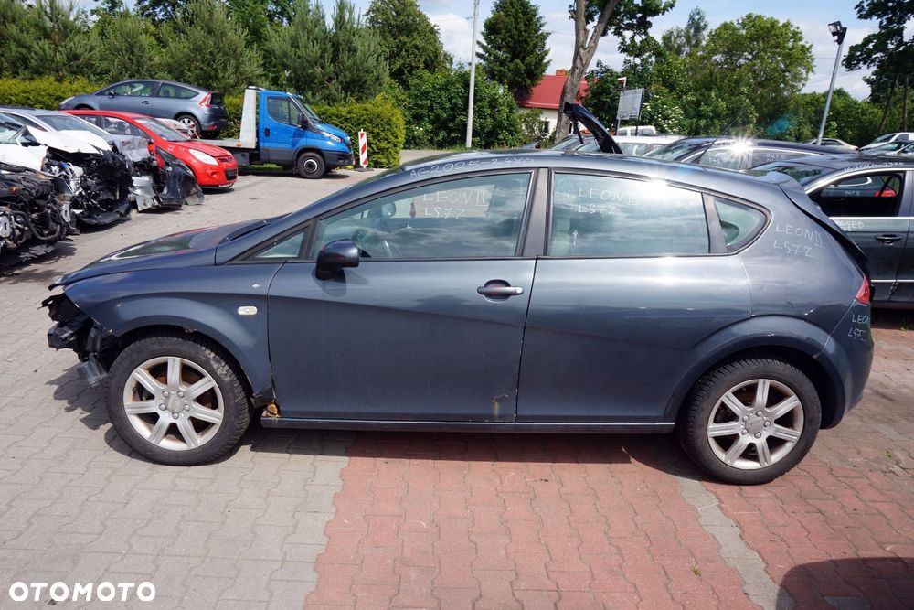 SEAT LEON II 1P1 5D HB 2007 LS7Z 1.6 8V BSE 102KM JHV CZARNY na części - 2