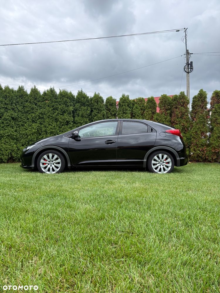 Honda Civic 1.8 i-VTEC Sport Black Edition - 4