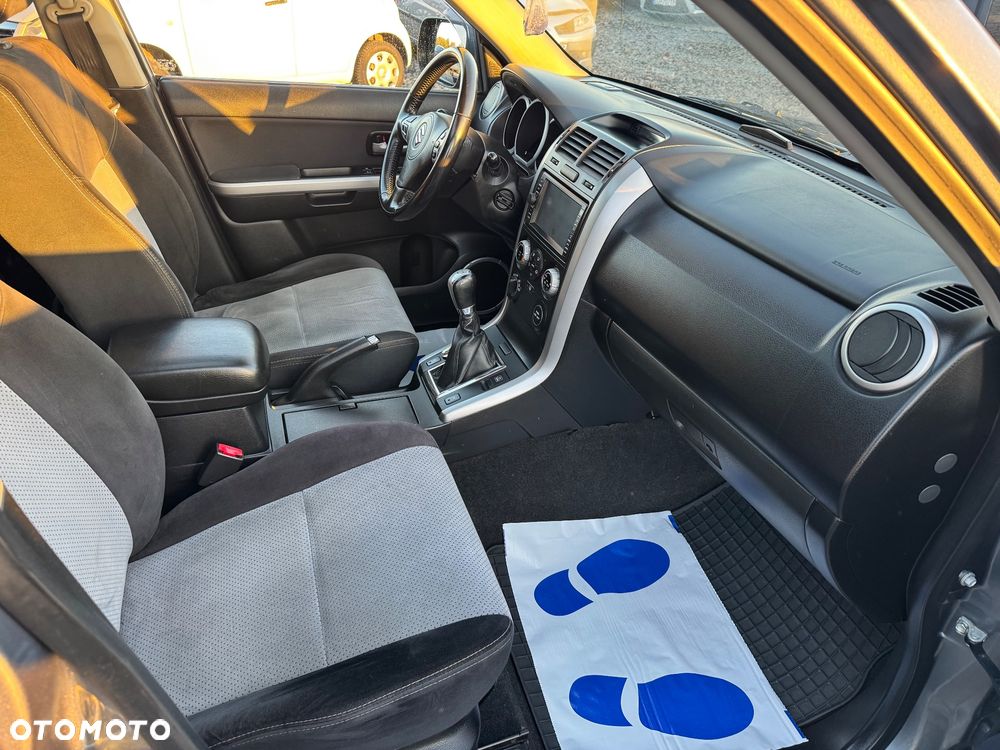 Suzuki Grand Vitara 1.9 DDiS Premium - 15