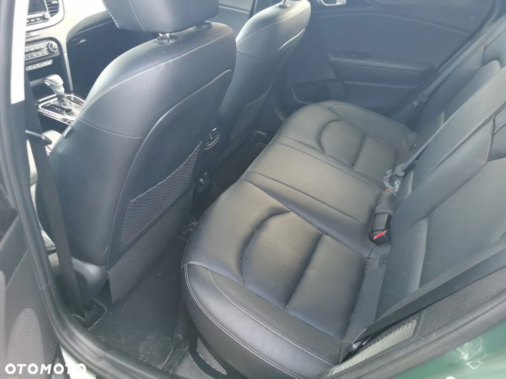Kia Ceed SW 1.6 GDI DCT OPF Plug-in-Hybrid Platinum Edition - 12