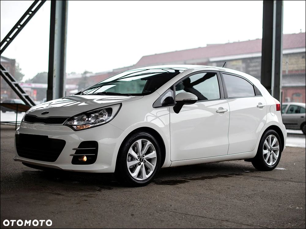 Kia Rio 1.2 Dream Team Edition - 6