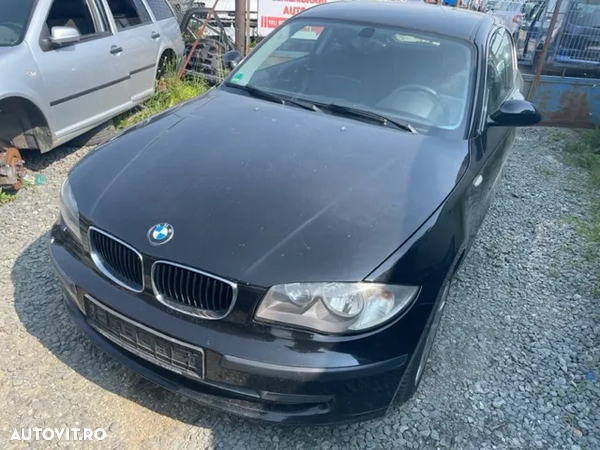 Dezmembrez BMW seria1 E87 116 I 2008