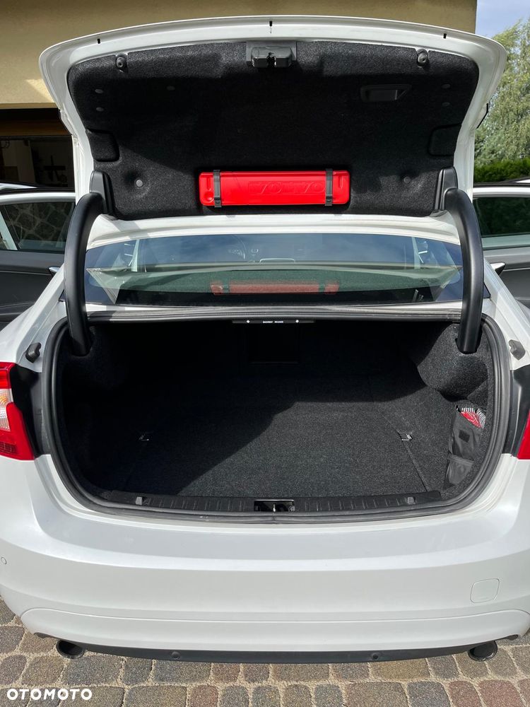 Volvo S60 T3 Drive-E Kinetic - 8