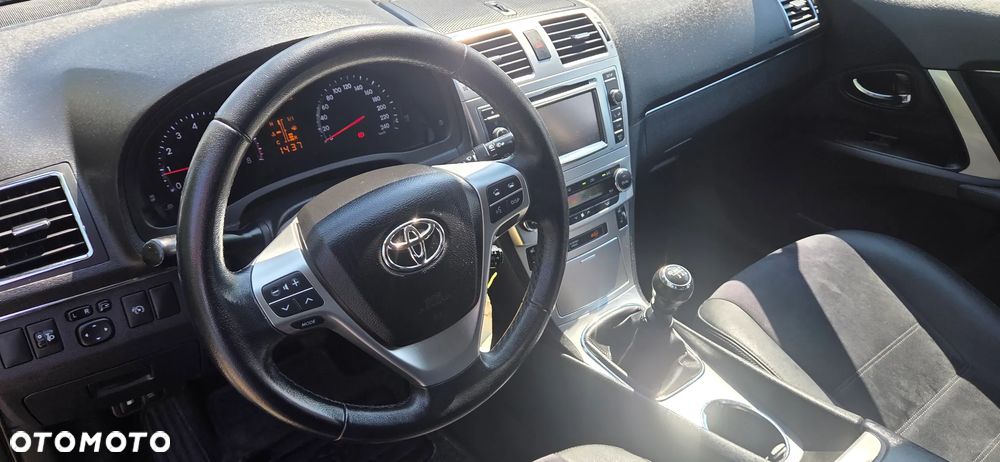 Toyota Avensis 1.8 Premium EU5 - 20