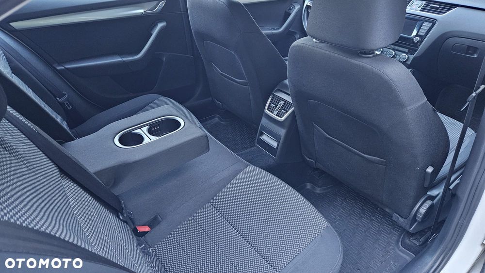 Skoda Octavia 1.6 TDI Ambition - 9