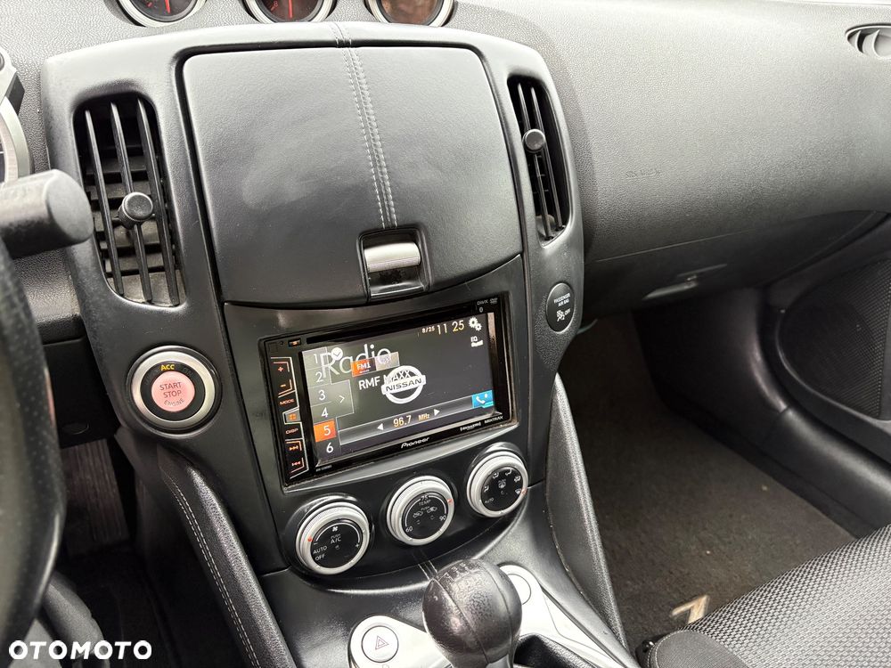 Nissan 370 Z 3.7 V6 Nismo - 11