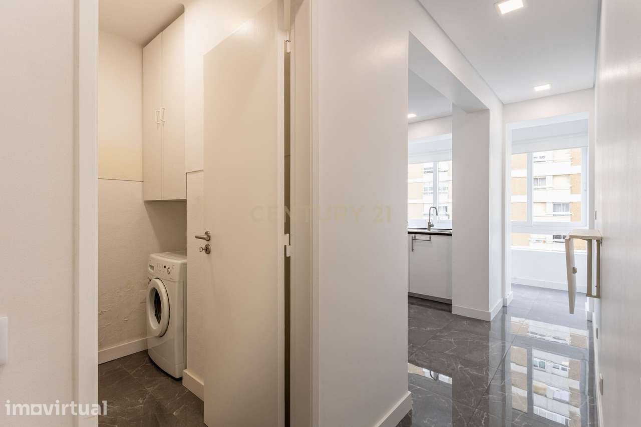 Apartamento T3 na Urbanização da Portela para arrendamento. - Grande imagem: 4/25