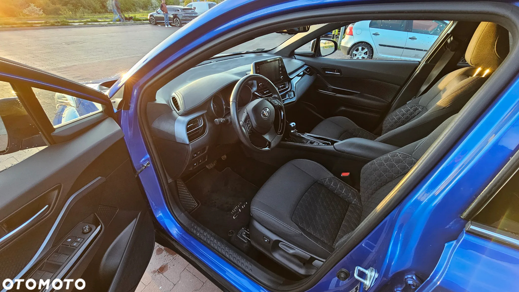 Toyota C-HR - 15