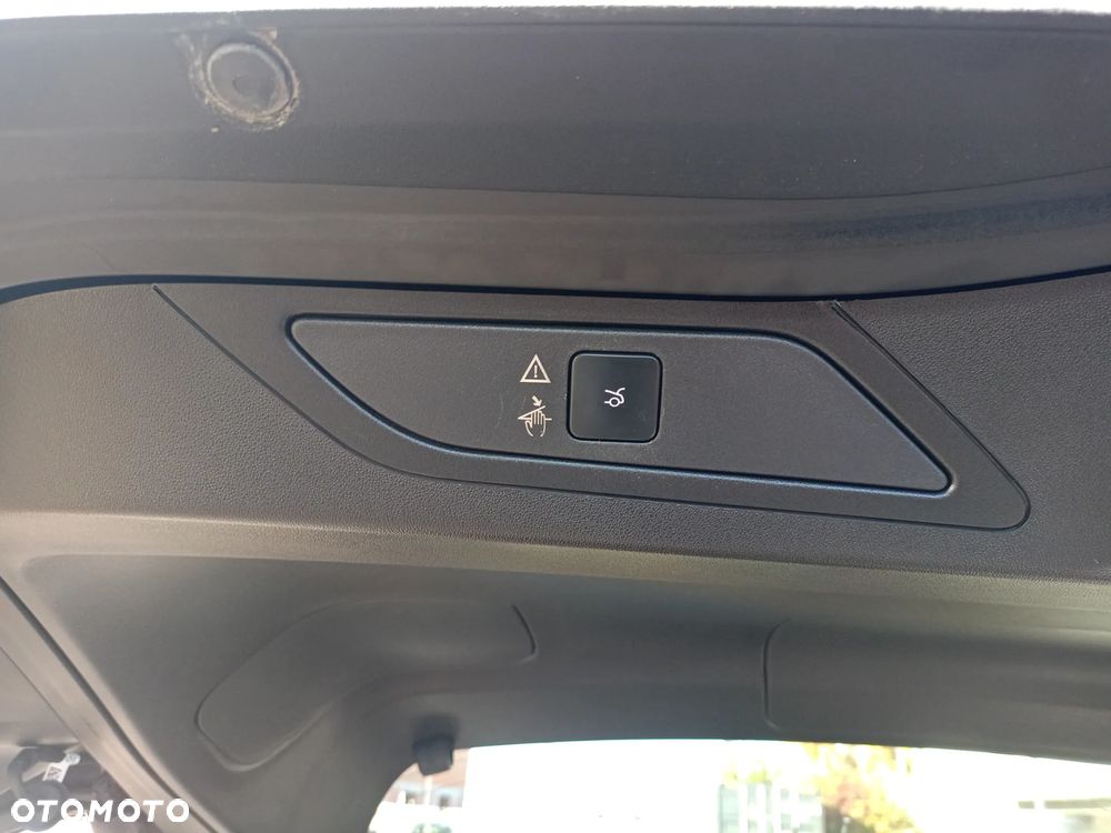 Citroën C4 Picasso BlueHDi 150 EAT6 Exclusive - 23