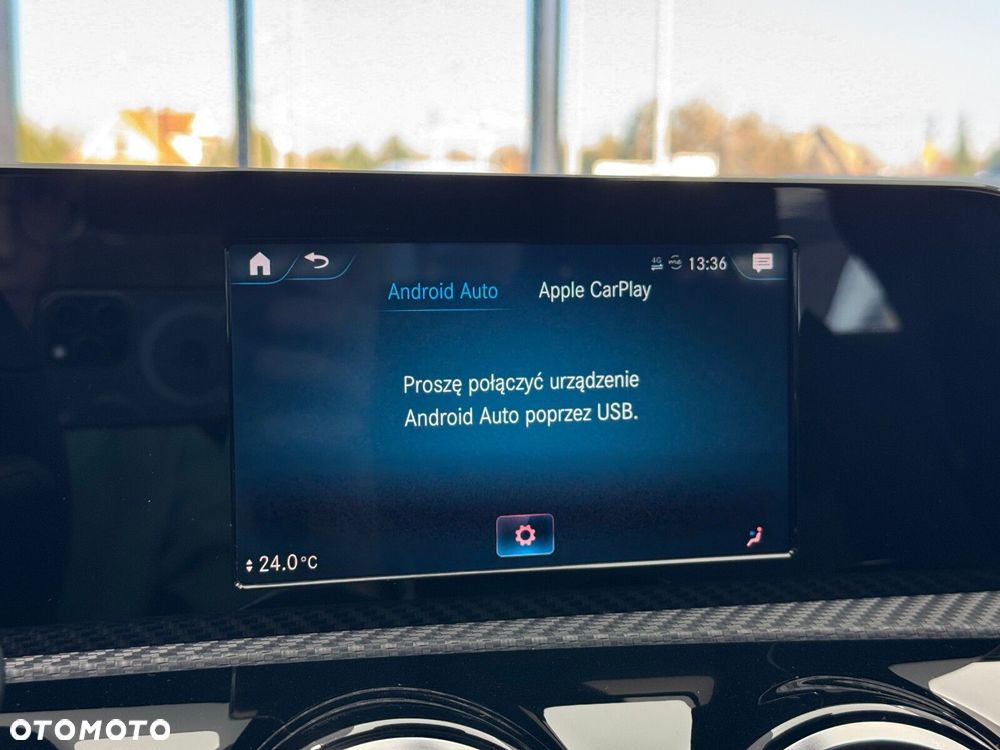 Mercedes-Benz CLA - 27