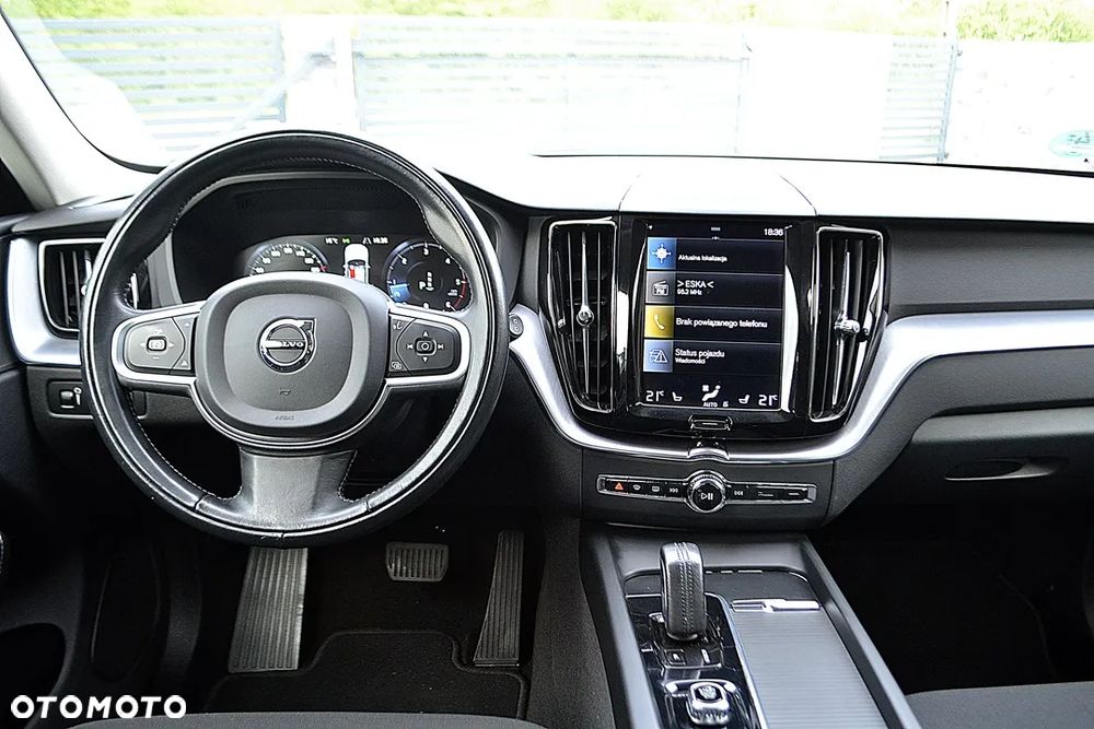 Volvo XC 60 B4 D Geartronic Momentum - 14
