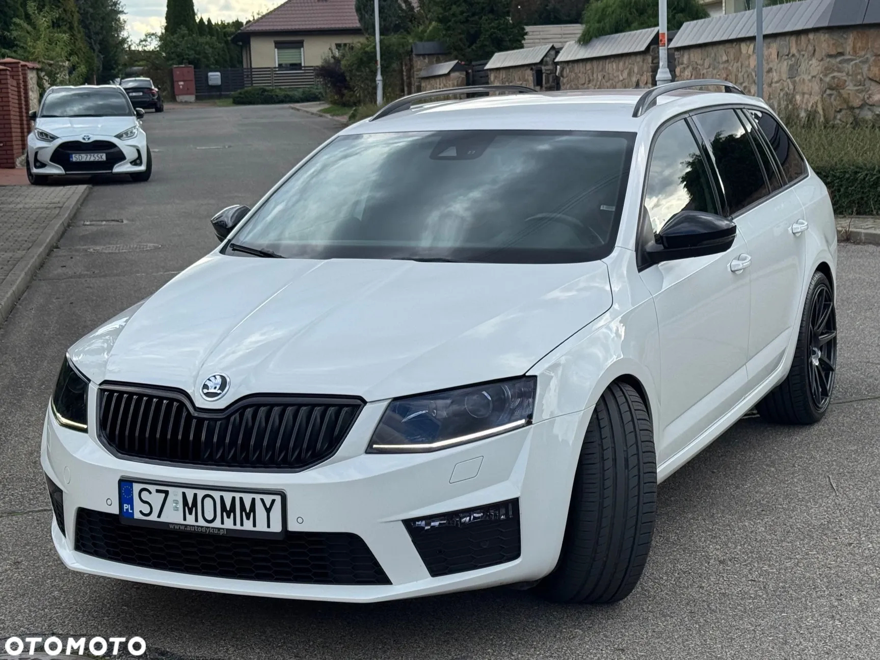Skoda Octavia Combi 2.0 TDI DSG RS - 10