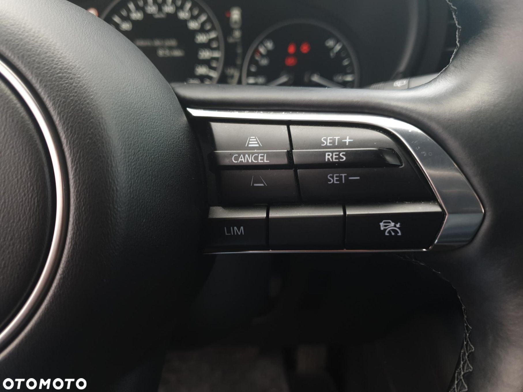 Mazda 3 - 11