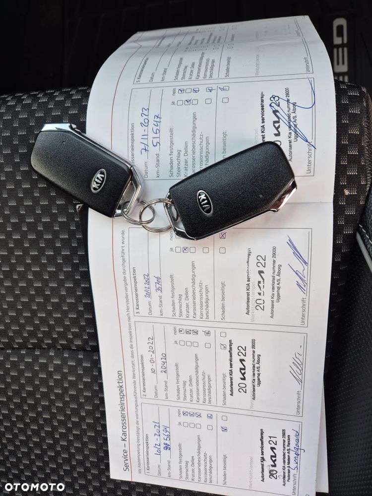 Kia Ceed - 21