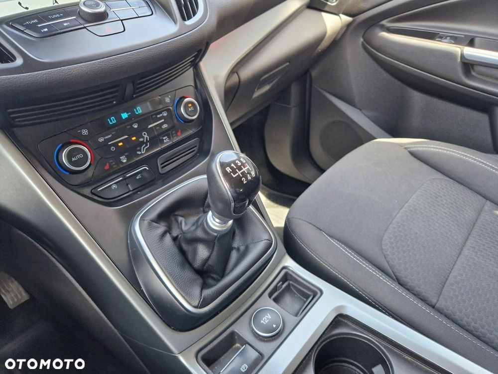 Ford Kuga - 18