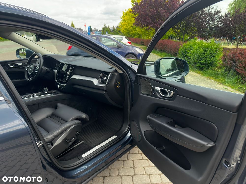Volvo XC 60 B4 D AWD Inscription - 26