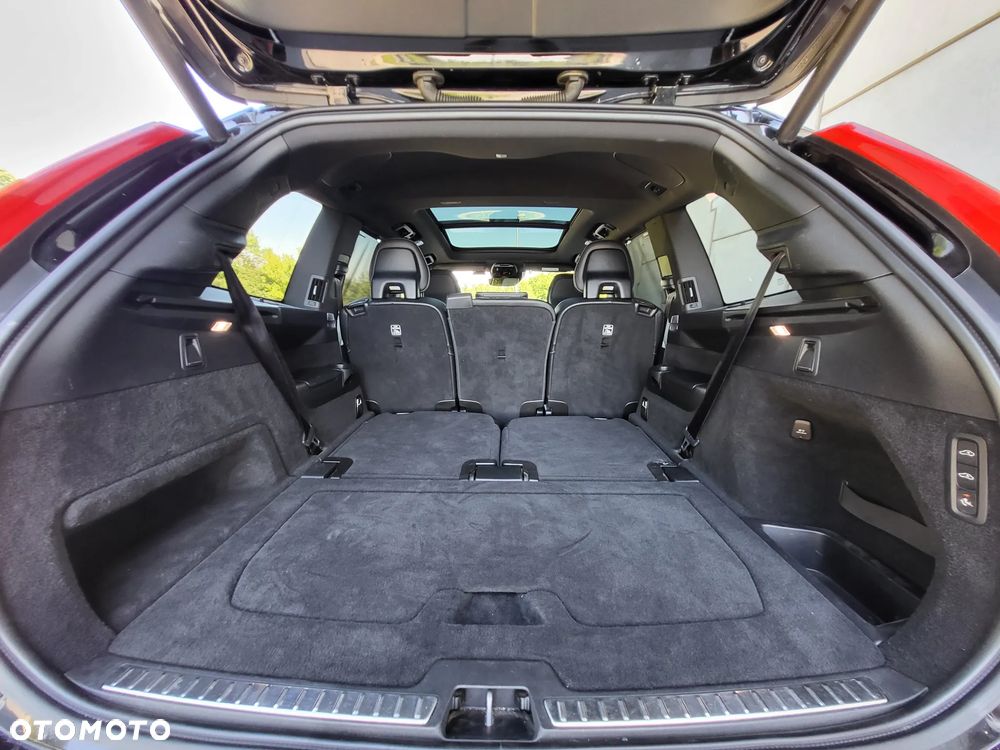 Volvo XC 90 - 24