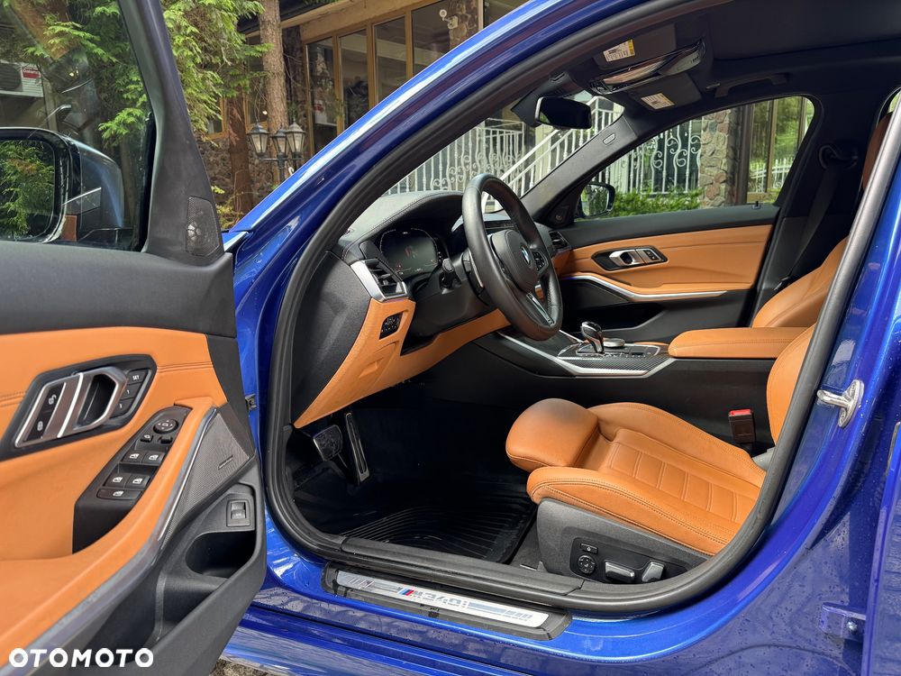 BMW Seria 3 M340i xDrive - 16