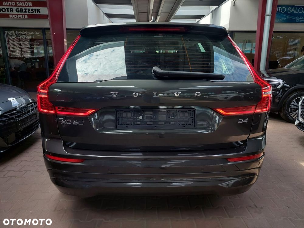 Volvo XC 60 B4 D AWD Momentum - 7