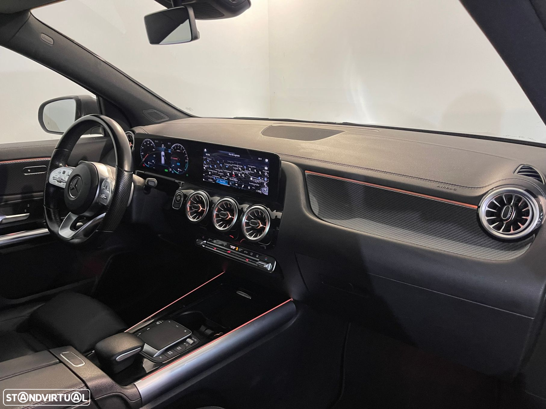 Mercedes-Benz GLA 250 e AMG Line - 15