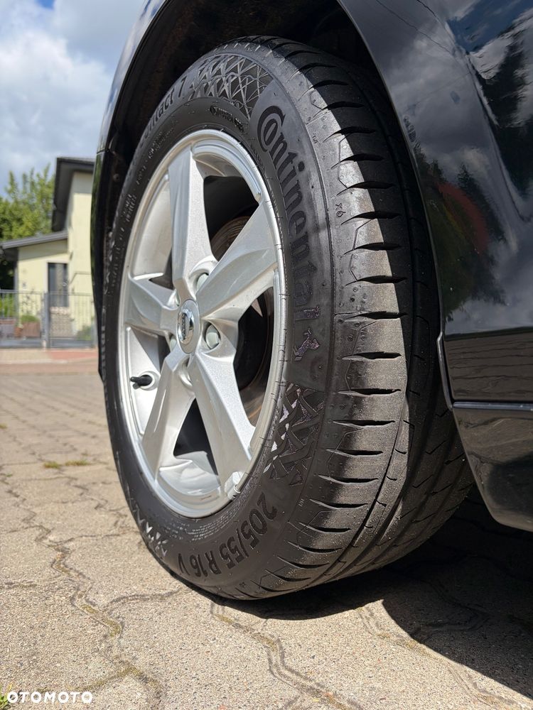 Volvo V40 D2 Drive-E Kinetic - 24