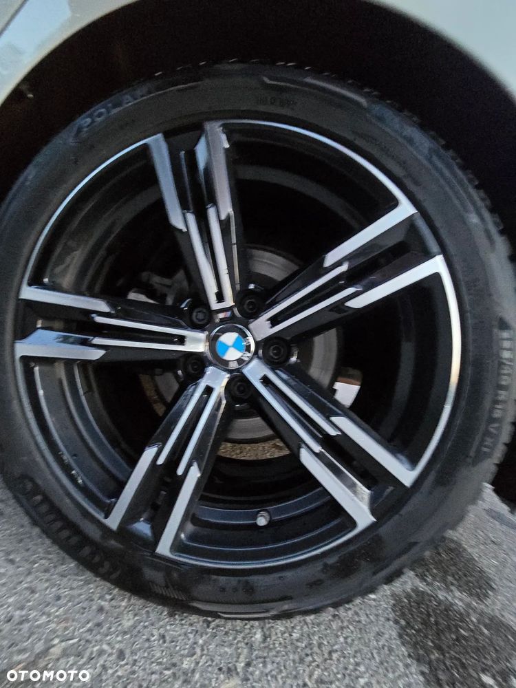 BMW Seria 3 318i M Sport - 23