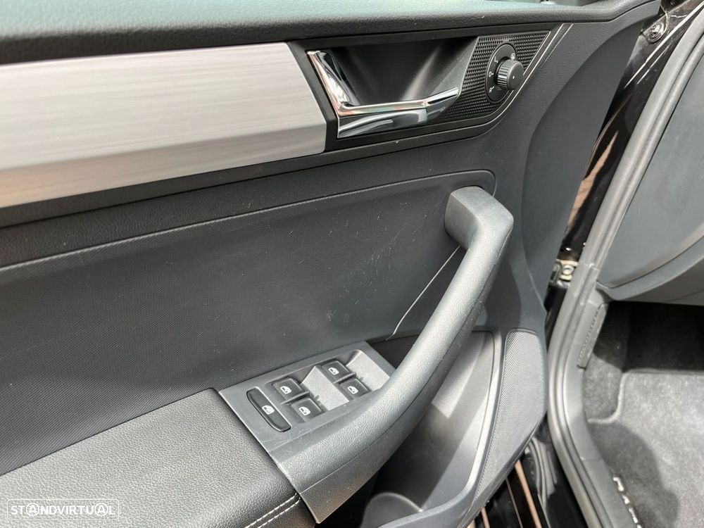 Skoda Rapid Spaceback - 12